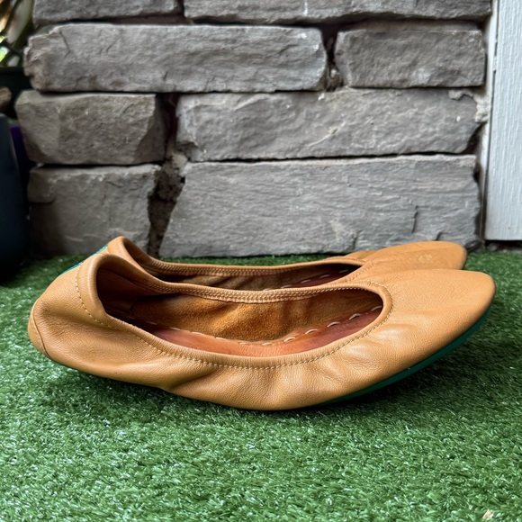 TIEKS By Gavrieli Camel Leather Ballet Flats Women's Shoes - Picture 4 of 12